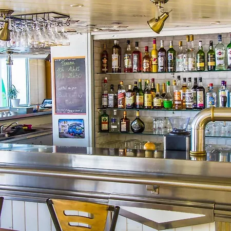 Azureva Club Tatil parkı 2*