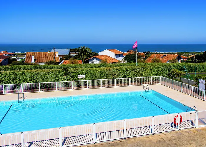 Azureva Club 2* Anglet